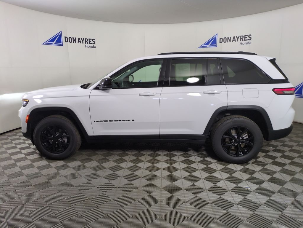 jeep grand cherokee 2025 1C4RJHAG4SC298598 image jeep grand cherokee 2025 1C4RJHAG4SC298598 image